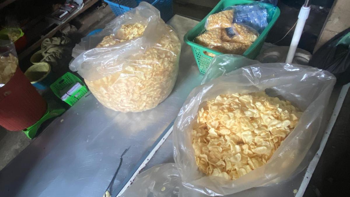 Saat Keripik Jet Kolet jadi Bintang Baru Kuliner Borobudur di Festival Suadesa 2025