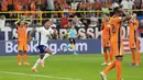 Selebrasi striker Timnas Inggris, Ollie Watkins setelah mencetak gol kedua timnya ke gawang Timnas Belanda pada laga semifinal Euro 2024 di Westfalenstadion, Dortmund, Jerman, Kamis (10/7/2024). (AP Photo/Martin Meissner)