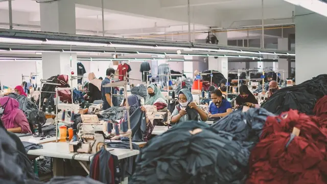 Mengenal Tencel, Bahan Premium yang Bikin Stylish Sekaligus Cinta Lingkungan