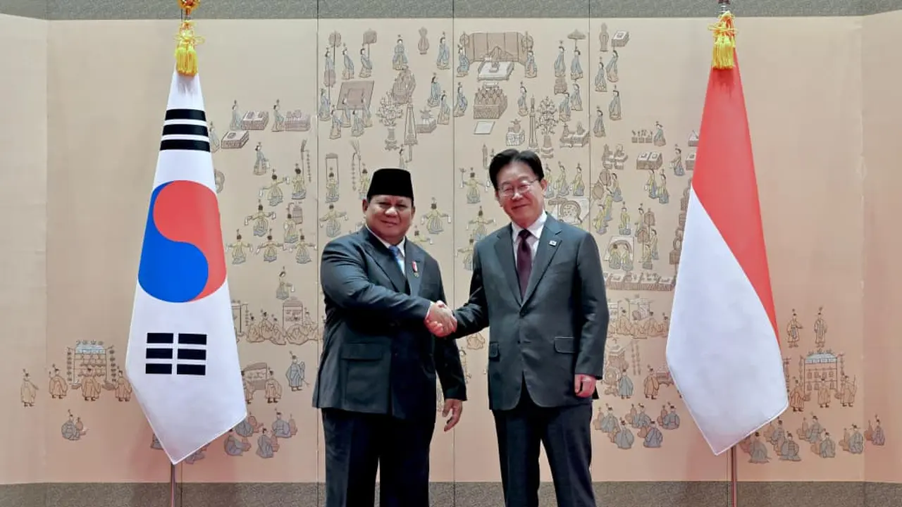 Presiden Prabowo Subianto melakukan pertemuan bilateral dengan Presiden Republik Korea Lee Jae Myung.