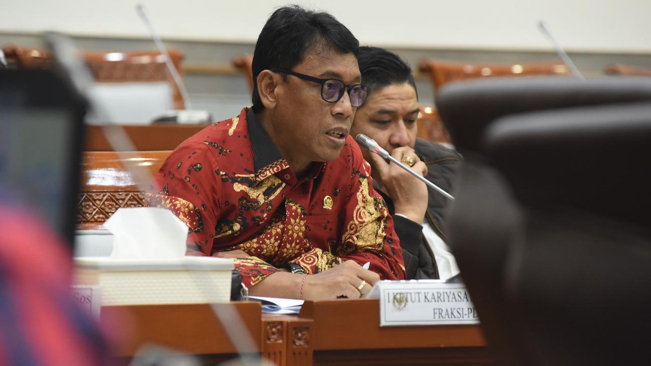 DPR Minta Pemerintah Tak Jadikan DTSEN sebagai Patokan Tunggal Bansos