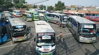 Terminal Bus Cicaheum mengalami lonjakan penumpang sejak Rabu (29/5/2019). (Huyogo Simbolon)