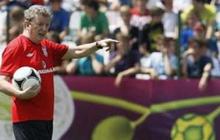 Hodgson beri Alasan Soal Ferdinand