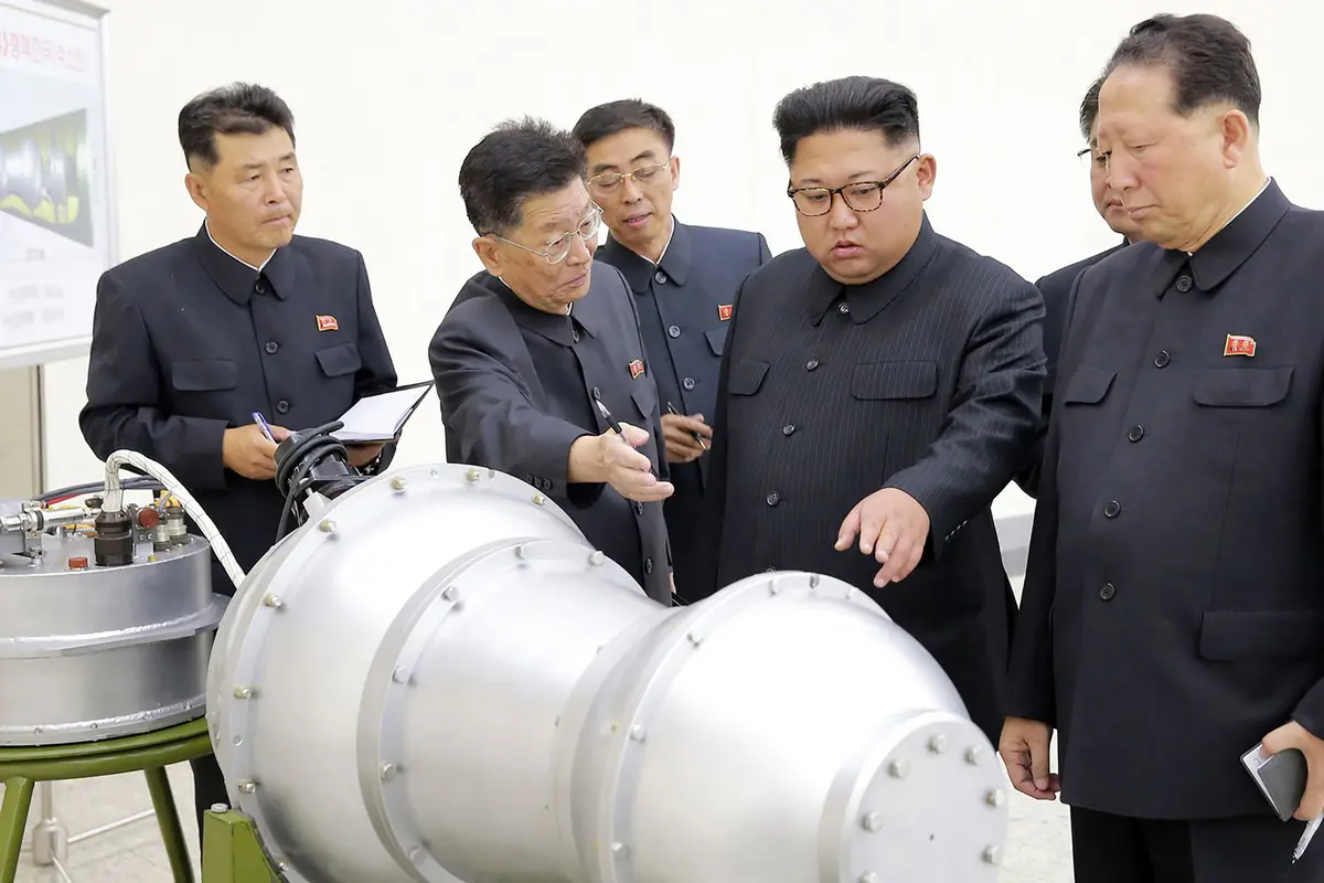 Kim Jong-un Tinjau Pembuatan Bom Hidrogen	