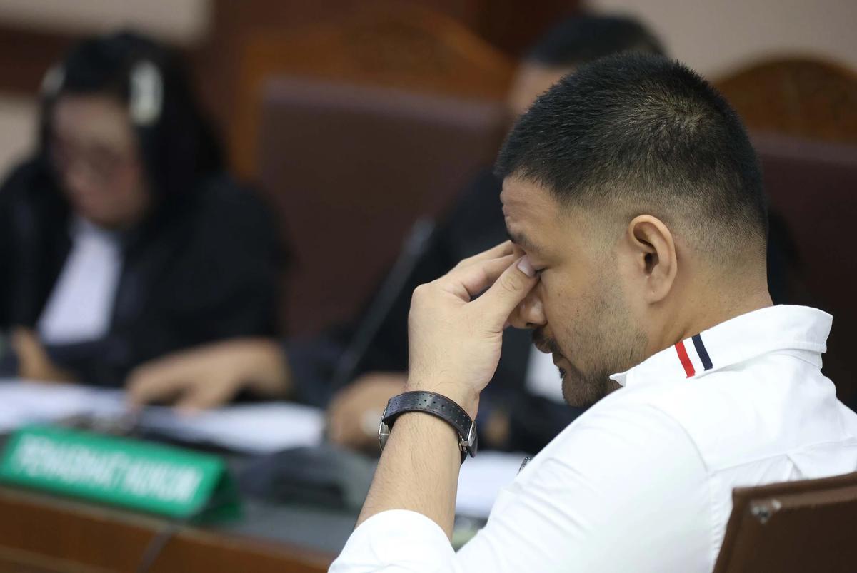 FOTO: Ammar Zoni Hadiri Sidang Lanjutan Kasus Dugaan Peredaran Narkotika di Rutan