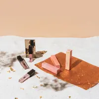 Lipstik glossy. (Foto: Dok. SASC)