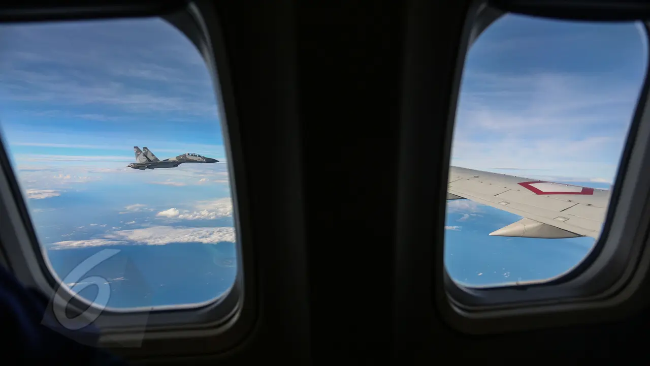 Penampakan Pesawat Sukhoi Kawal Wapres JK 