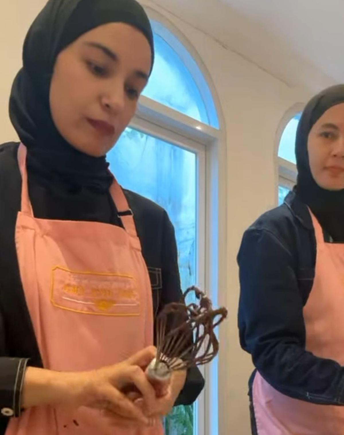 Momen Seru di Balik Kekompakan Shireen Sungkar, Ryana Dea, dan Paula Verhoeven Saat Baking Class
