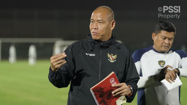 Pelatih Timnas Indonesia U-17, Nova Arianto