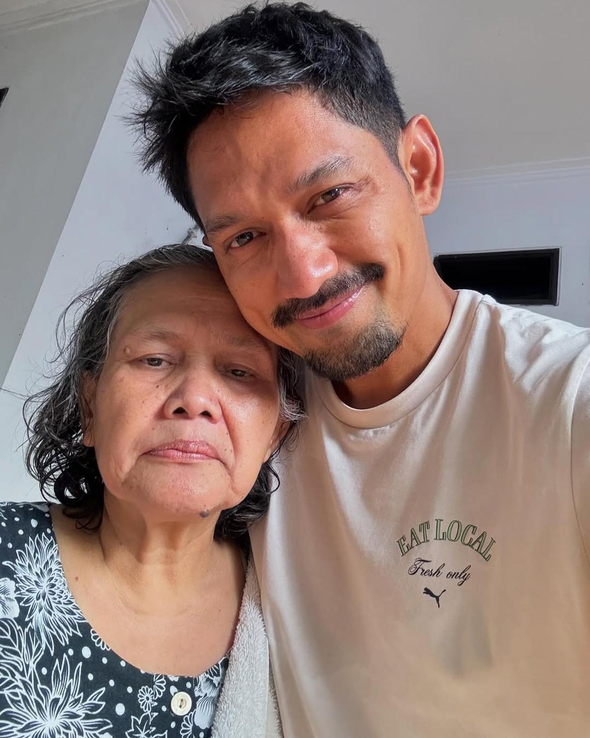 Momen Kebersamaan Ibnu Jamil dan Sang Ibunda yang Kini Tinggal Kenangan