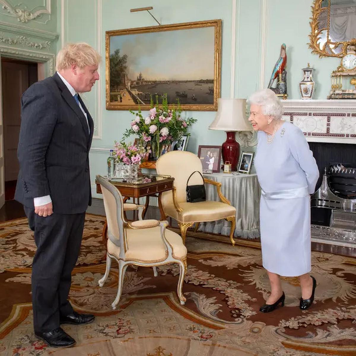 Demi Buku Memoar, Mantan PM Inggris Bocorkan Penyebab Asli Kematian Ratu Elizabeth II