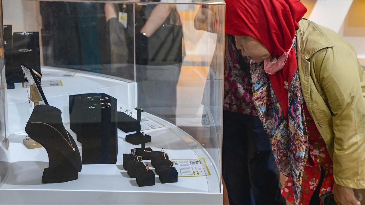 FOTO: Dari Mobil Mewah hingga Lukisan Emas Dilelang di BPA Fair 2026