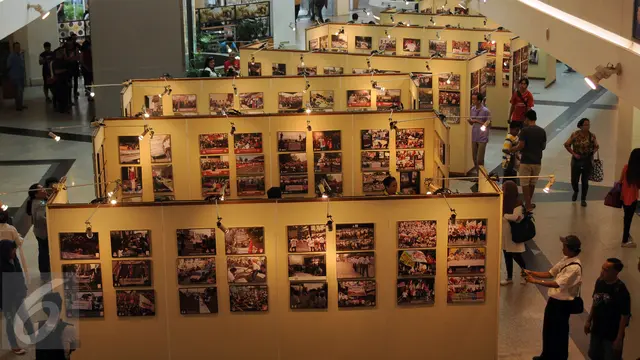 20160423-Kelompok Relawan Jokowi Gelar Pameran Foto dan Diskusi-Jakarta