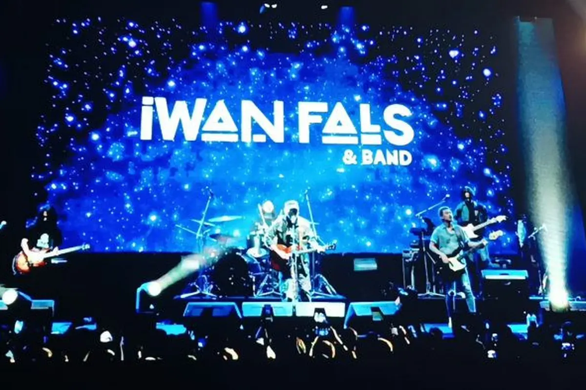 Direktur Perfilman, Musik, dan Media Kemendikbudristek Ahmad Mahendra mengapresiasi musisi Indonesia yang telah berkarya bagi dunia musik tanah air, termasuk Tanda Mata Glenn Fredly untuk Iwan Fals.