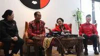 Jokowi menegaskan bahwa sikap cawe-cawe politik yang dilakukannya bertujuan agar Pilpres 2024 berjalan dengan baik, tanpa ada riak-riak yang membahayakan negara dan bangsa. (Liputan6.com/Herman Zakharia)