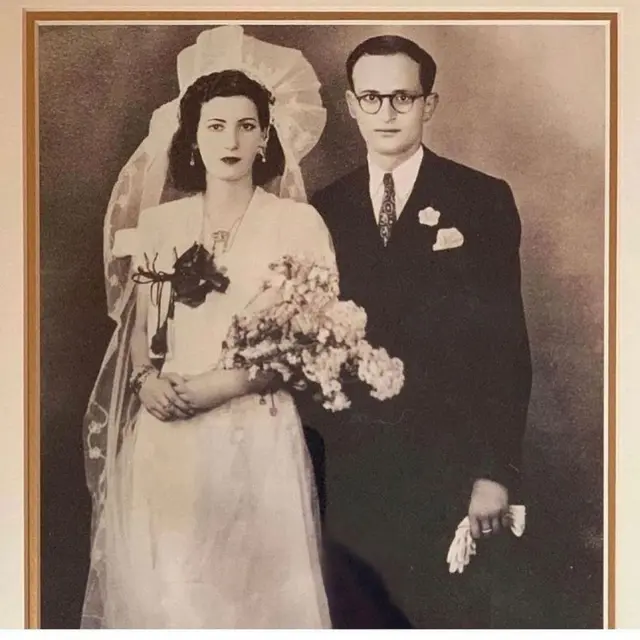 Kakek dan Nenek Bella Hadid