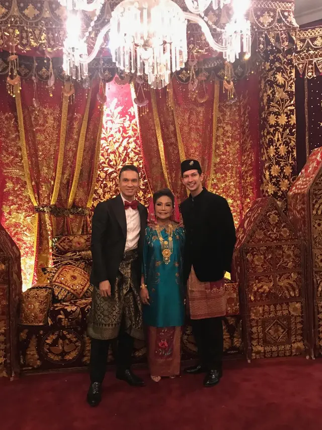 7 Potret Kebersamaan Elly Kasim dengan Rekan Artis, Penuh Kenangan
