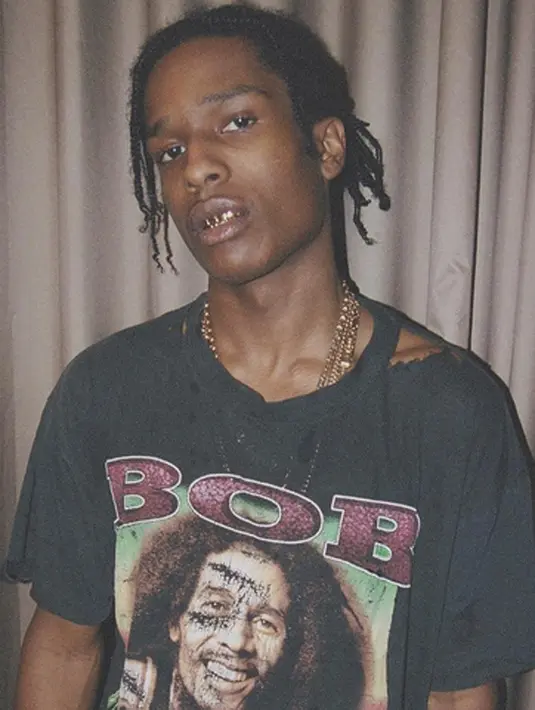 Ini memang bukan pemandangan pertama melihat Kendall dan Asap bersama. Meskipun belum ada konfirmasi secara resmi mengenai status mereka sebagai sepasang kekasih atau bukan. (Instagram/asaprocky)