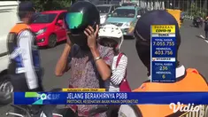 Wali Kota Surabaya Tri Risma Harini, Minggu siang terus memantau pelaksanaan PSBB di sejumlah lokasi. Risma ingin memastikan warga menjalankan protokol kesehatan untuk menekan penyebaran virus corona.