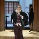 Generasi Z dikenal berani memadukan motif dalam gaya busana mereka sebagai ekspresi diri. Ini bukan sekadar tabrak motif, melainkan seni dengan strategi unik. (dok. Gucci)