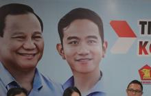 FOTO: Ngobrol Bareng Ceria dengan Narasumber di Sekber Relawan Prabowo-Gibran