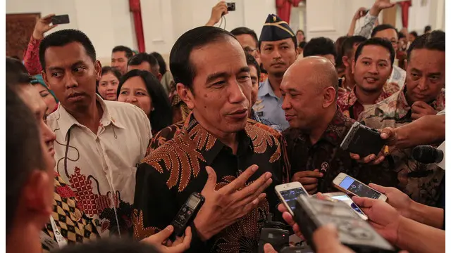 Presiden Jokowi menyelipkan sindiran yang mengarah pada kasus pencatutan namanya oleh Politisi DPR berinisial SN yang dilaporkan Menteri ESDM Sudirman Said ke Mahkamah Kehormatan Dewan (MKD) DPR. ‎Hal tersebut disampaikan Jokowi saat membuka acara Konvens