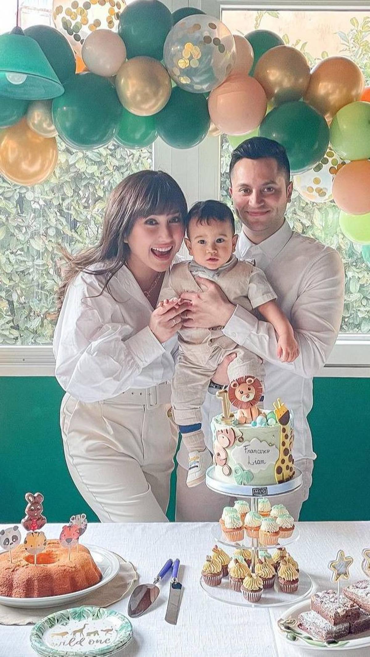 Merayakan Ulang Tahun Sang Anak