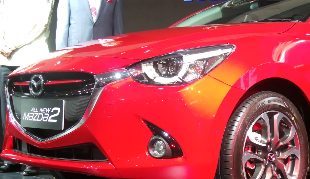 Mazda akhirnya memperkenalkan hatchback anyarnya di IIMS 2014.