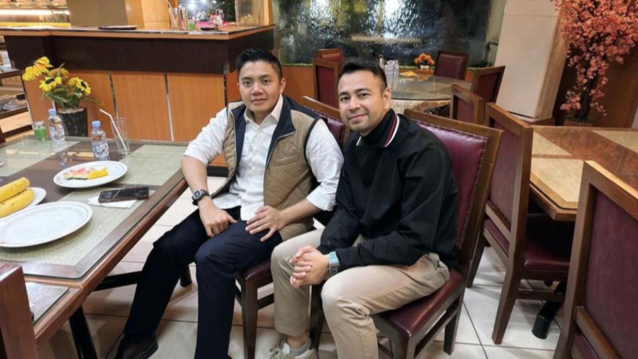 Viral Foto Bareng Mayor Teddy dan Raffi Ahmad di Pagi Hari: Selamat Subuh, Ayo Bangun Solat