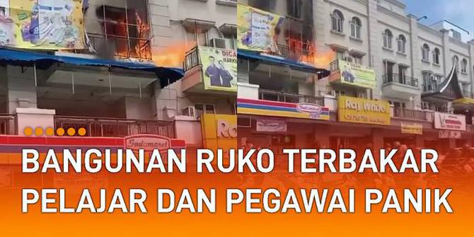 VIDEO: Bangunan Ruko Terbakar, Damkar Berhasil Padamkan Api