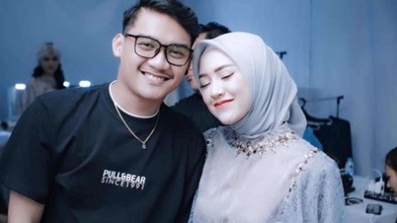 Perhatian Gilga Sahid Kepada Happy Asmara