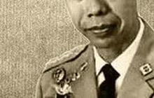 Momen Soeharto Buat Jenderal Hoegeng Menangis