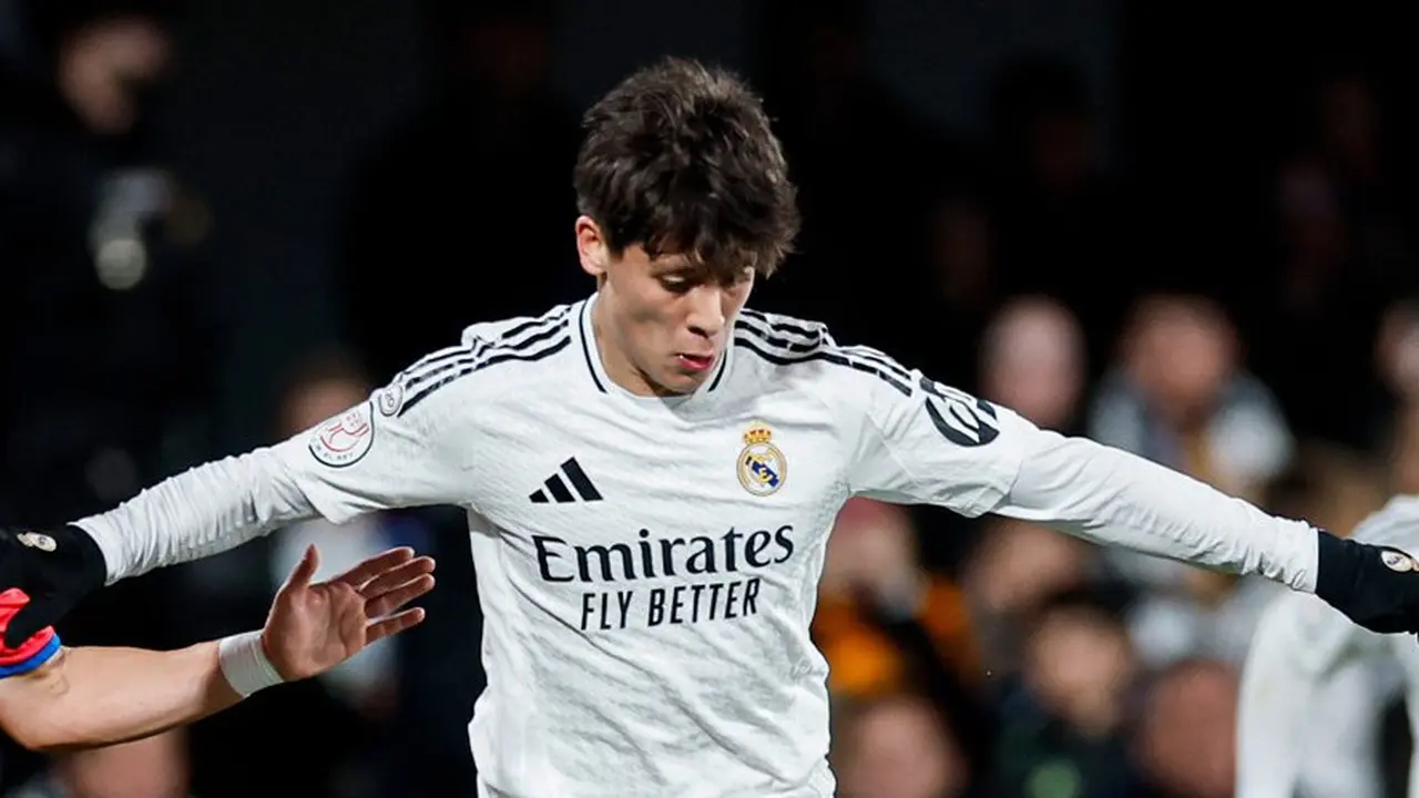 Aksi Arda Guler dalam laga Copa del Rey antara Deportivo Minera vs Real Madrid, Selasa (7/1/2025). (c) Real Madrid CF Official
