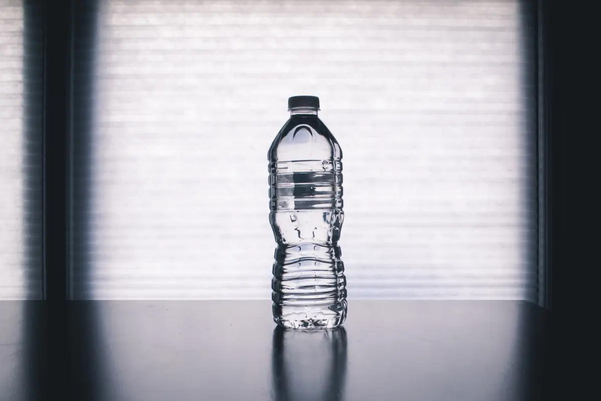 [Fimela] Smpah Botol Plastik