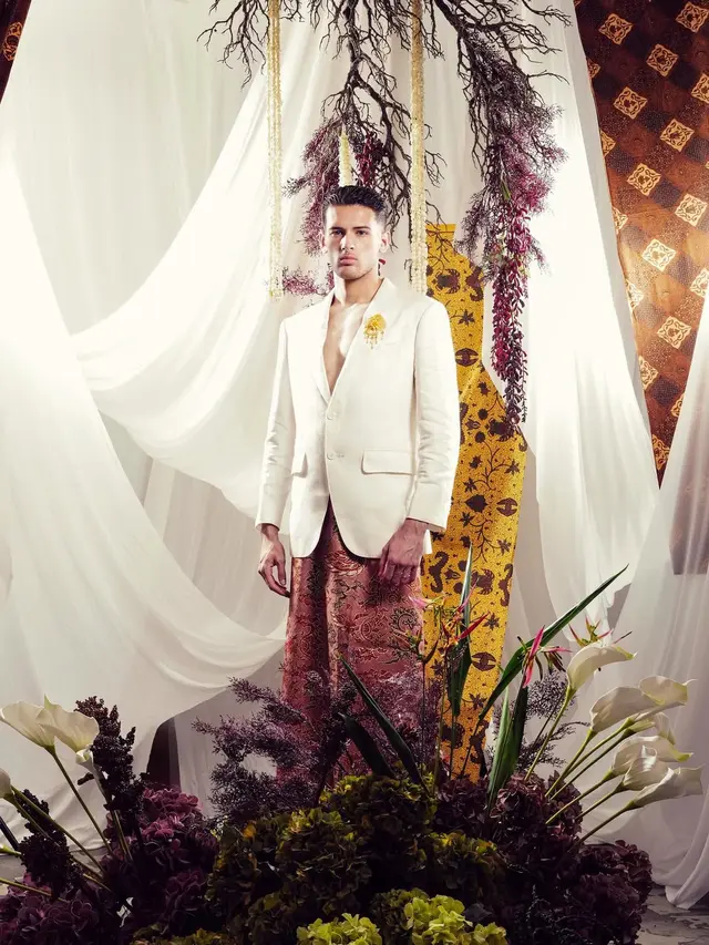Prewedding Terbaru Jennifer Coppen dan Justin Hubner Bergaya Wastra Modern, Kamari Curi Perhatian Pakai Dress Batik