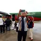 Twin Otter PK - CDC seri 400 yang memiliki base di Bandara Timika. Pesawat ini biasa disewa untuk rute pedalaman Papua.  (Liputan6.com/Katharina Janur)