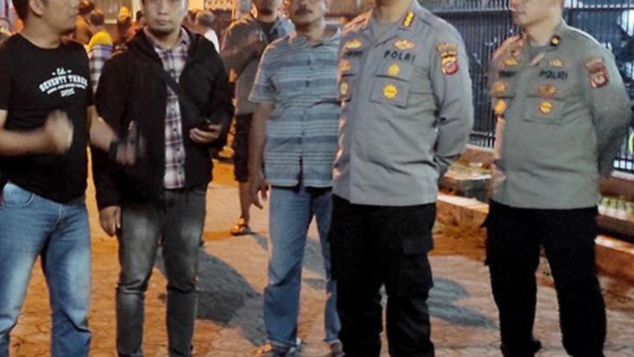 Kronologi kasus ini berawal saat tersangka menyewa mobil kepada sopir taksi online di Karanganyar, Jawa Tengah, ke Semarang.