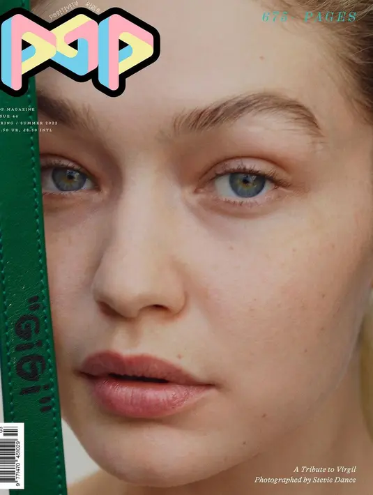 Menarik, foto bare face Gigi Hadid justru dijadikan sampul majalah. Lihat betapa cantiknya Gigi Hadid dengan wajah tanpa makeup. Foto: Instagram.
