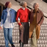 Dari kombinasi cream dan cokelat hingga dusty pink dan abu-abu, ada banyak pilihan warna yang bisa dicoba untuk tampilan sehari-hari. (Foto/Dok: UNIQLO.com.id)