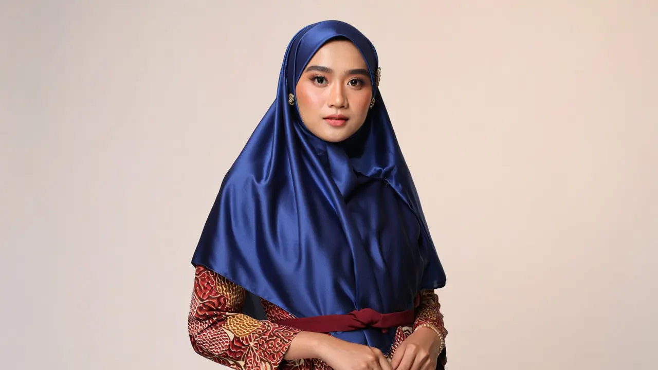 Baju batik syar'i (Foto: Reve Art)