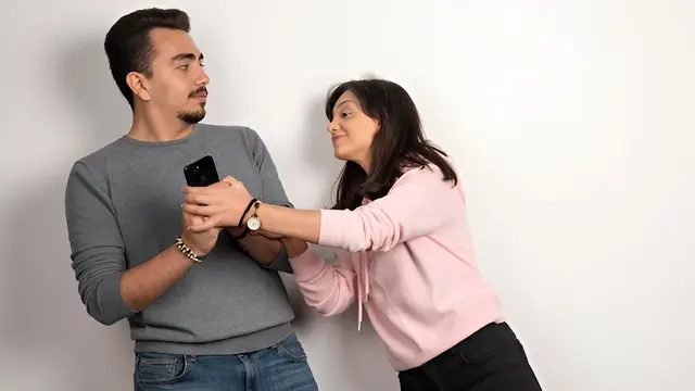 Jatuh Cinta dengan Scorpio? Ini Plus Minusnya dalam Hubungan - 4