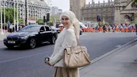 Potret Kesha Ratuliu Santai Liburan di London, Bareng Syifa Hadju