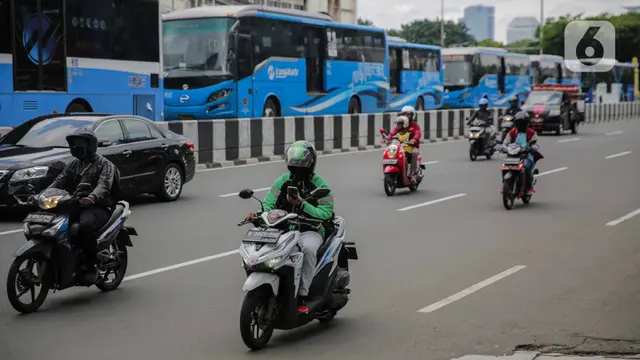 Ojol Dilarang Angkut Penumpang Saat PSBB