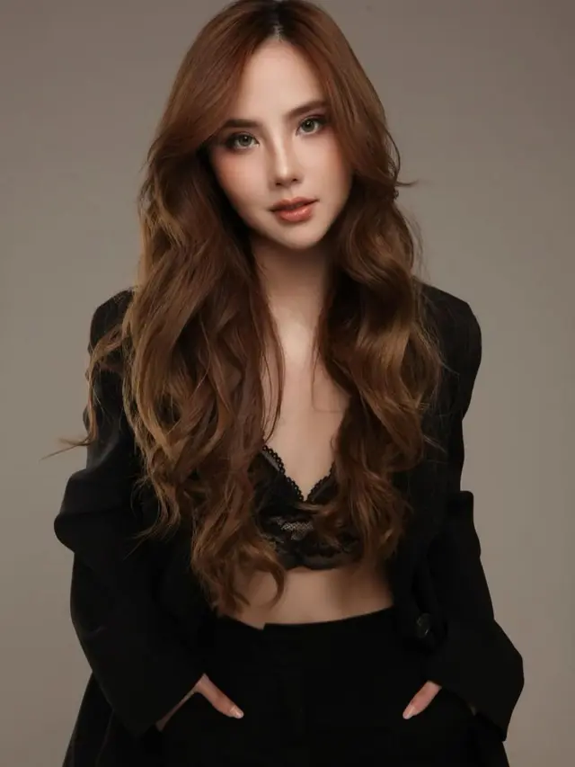 Agatha Chelsea pamer gaya elegan dan natural. (credit:instagram.com/agatha_chelsea)