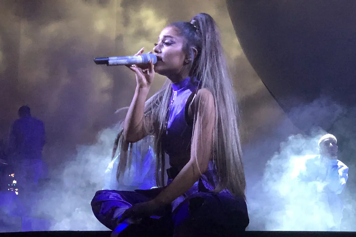 [Fimela] Ariana Grande