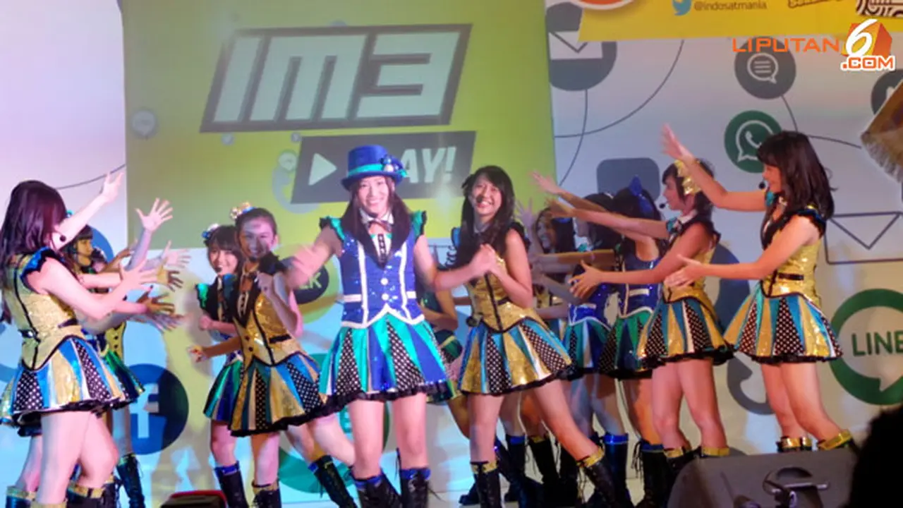 jkt48-131028c.jpg