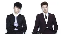 Duo TVXQ gelar sebuah konser emosional sebagai perpisahan 'sebentar'.