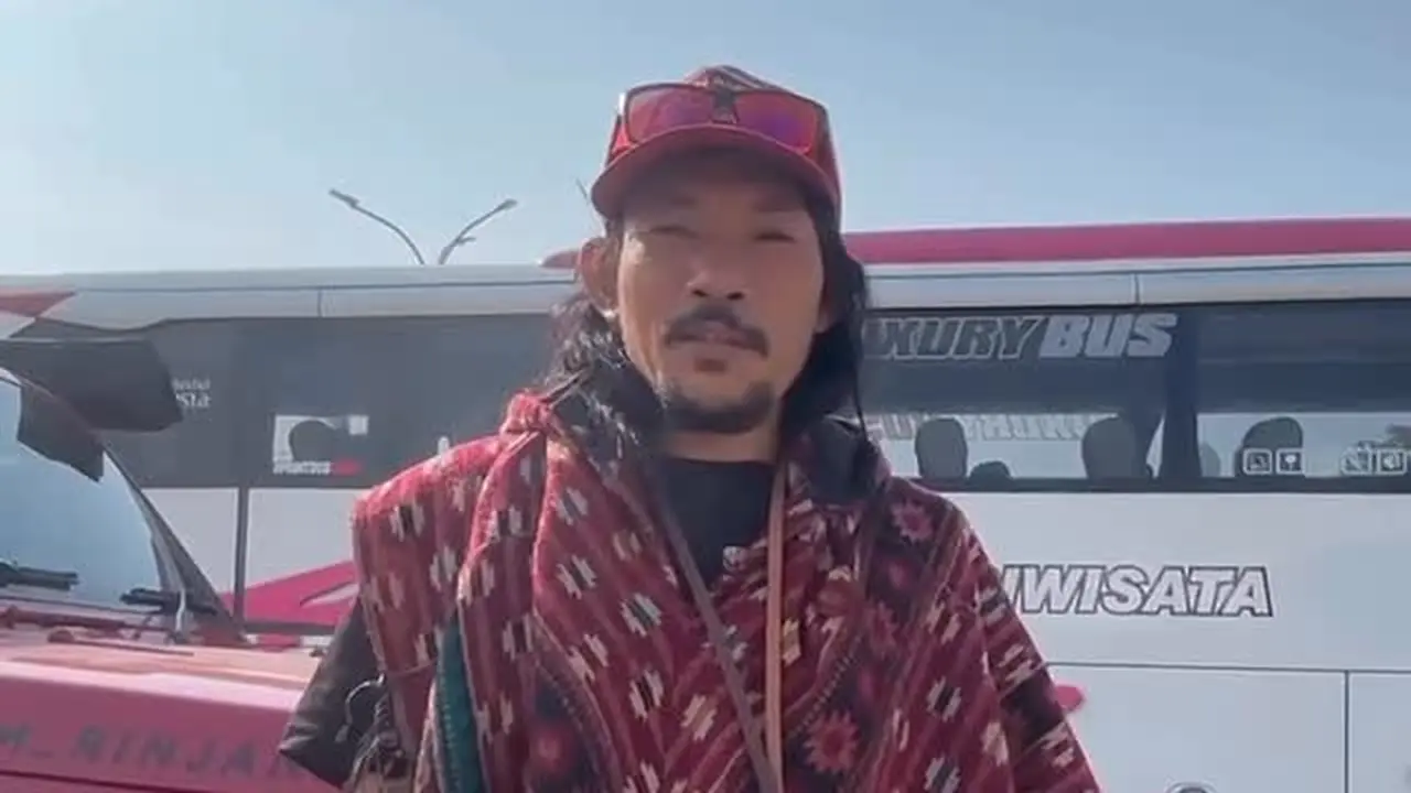 Influencer Agam Rinjani.