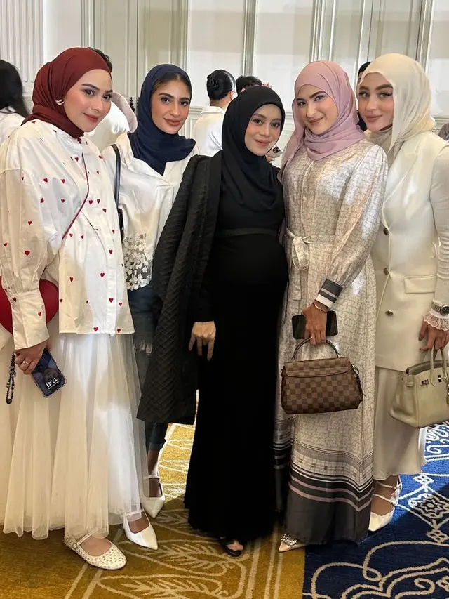 Lesti Kejora saat Rayakan Ulang Tahun Putra Pertamanya.