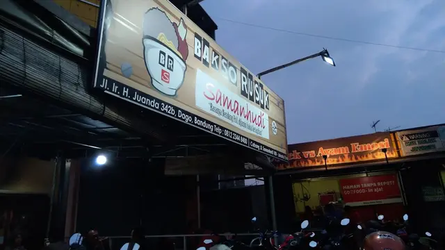 Rekomendasi Tempat Makan Bakso Enak di Bandung